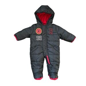 Rocawear Classic Black Red Infant Snowsuit Hood Zipper Patches Size 6/9 Month